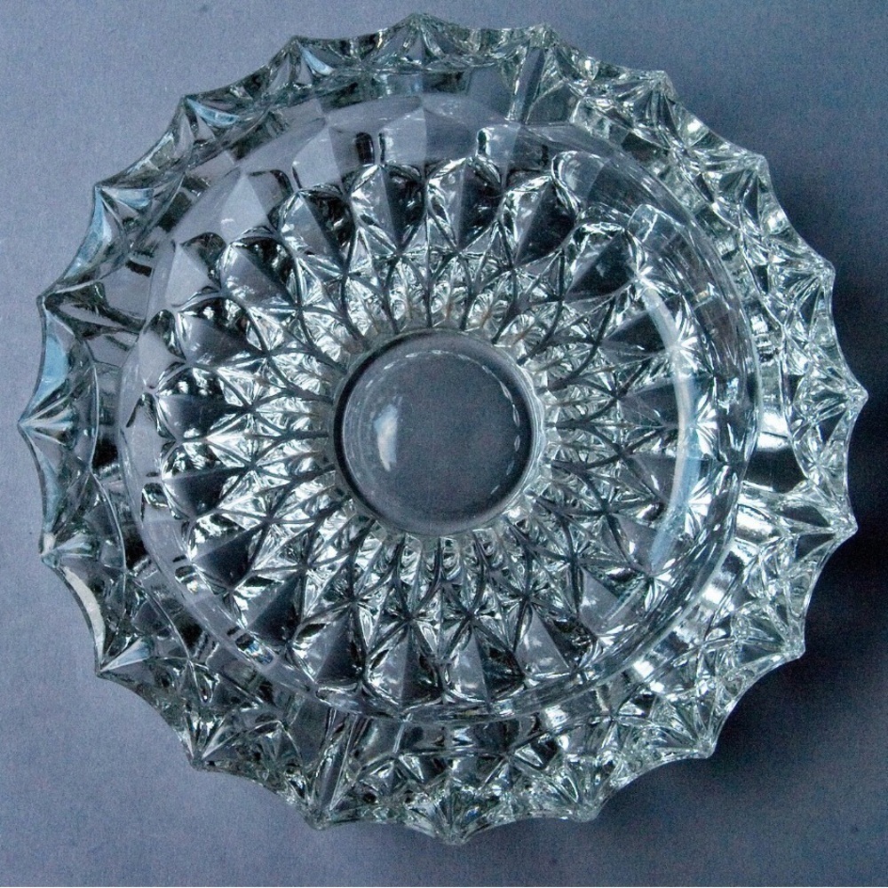 Vintage Heavy Cut Crystal Ashtray Catchall Bowl Retro Mid Century Decor - Picture 7 of 10